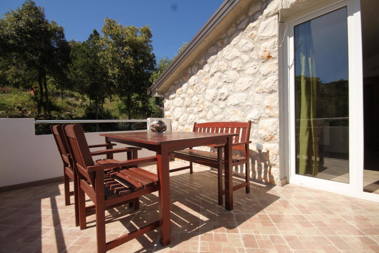 Seaside Secluded Apartments Cove Karkavac - Scedro, Hvar - 8801 Jelsa  Exterior foto